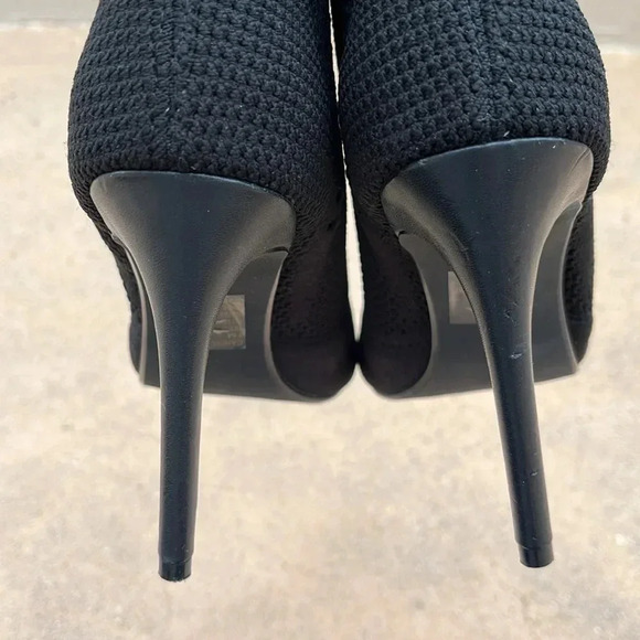 Steve Madden Candid perforated sock boot heel peep toe stiletto black size 7 - Picture 5 of 8